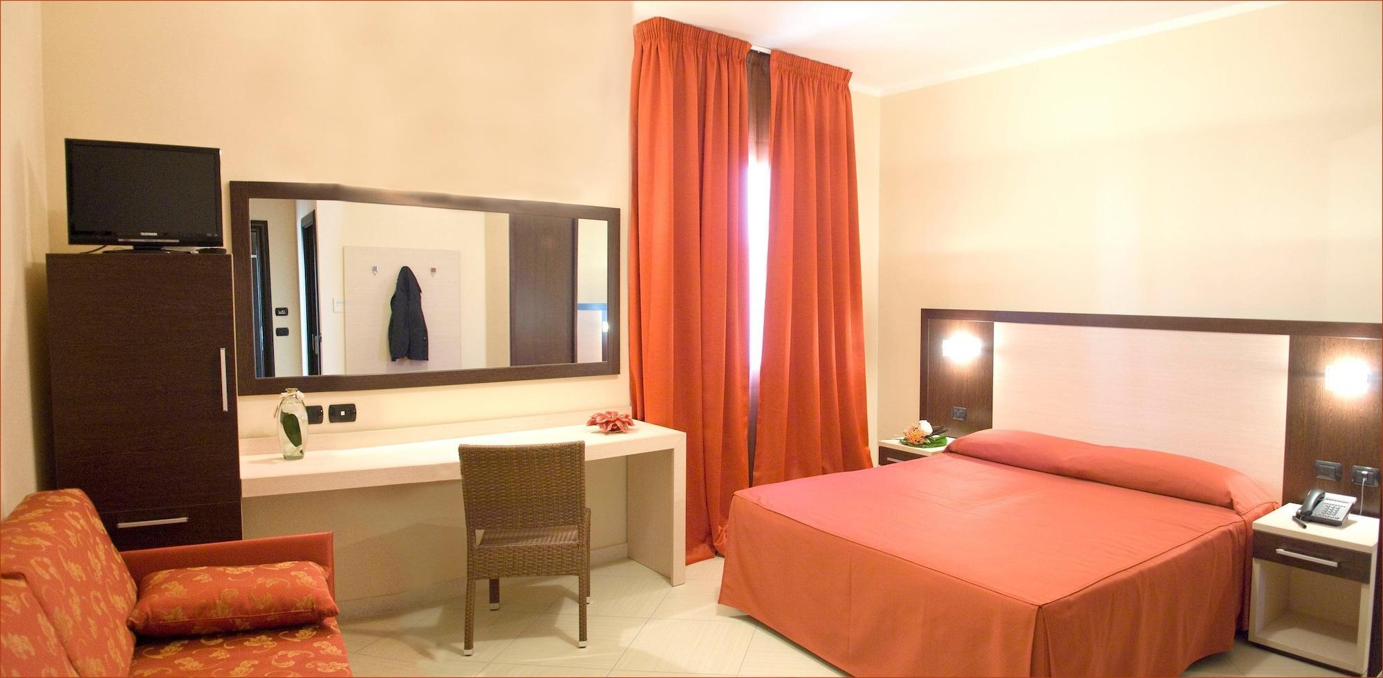 โฮเต็ล ริสเบิร์ก Hotel กัลลีโปลี ภายนอก รูปภาพ