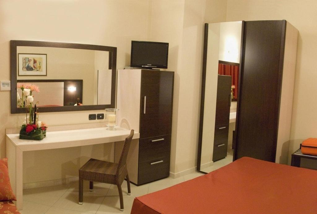 โฮเต็ล ริสเบิร์ก Hotel กัลลีโปลี ภายนอก รูปภาพ